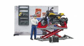 Žaislas - motociklų servisas su motociklu Scrambler Ducati Full Throttle, BRUDER 62102