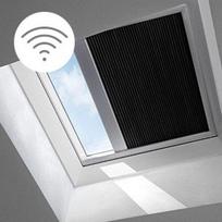 VELUX Saulės energija valdoma tamsinanti klostuota užuolaidėlė plokščiam stogo langui, FSK