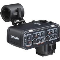Tascam XLR mikrofono adapteris Canon sisteminiams aparatams CA-XLR2d-C