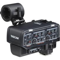 Tascam XLR mikrofono adapteris CA-XLR2d-AN