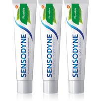 Sensodyne Fluoride dantų pasta jautriems dantims 3x75 ml