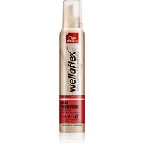 Wella Wellaflex Heat Protection plaukų formavimo putos karščiu formuojamai šukuosenai 200 ml