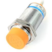 Indukcinis atstumo jutiklis LJ30A3-15-Z/CY 15mm 6-36V
