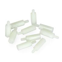 Nailoniniai tarpikliai 15mm su M3 sriegiu - 10 vnt.