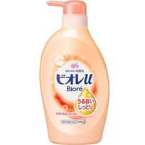 Biore U Intensyviai drėkinantis skystas kūno muilas su švelniu gėlių-vaisių aromatou 480ml