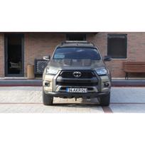 Priekinio bamperio apsauginė juosta / lankas TOYOTA HILUX 2020+