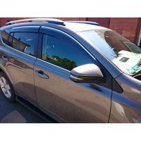 MODELIO DEFLEKTORIAI / PRIEKINIS STIKLAS Toyota Rav 4 2013+ SU CHROMUOTU LIEJIMU