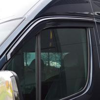 Sport Priekiniai stiklai / langų deflektoriai 2gab. VOLKSWAGEN CRAFTER (2008-2017), MERCEDES SPRINTER (2006-2024)