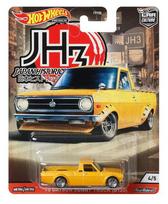 Hot Wheels Premium Modeliukas 1975 Datsun Sunny pick-up B121 *Japan Historics #3*, yellow (yra Sandėlyje)