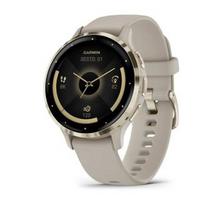 Garmin Venu 3S šviesaus aukso spalvos nerūdijančiojo plieno apvadas su žalsvai pilkos spalvos korpusu ir silikoniniu dirželiu
