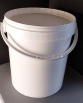 Plastikinis kibiras su dangčiu, baltos sp., tinka sąlyčiui su maistu, 20 L