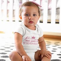 Smėlinukas "Princesses are born in" su keičiamu mėnesiu