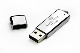 Modernus USB raktas "VERONA" (su galimybe išgraviruoti už papildomą kainą) (16GB)
