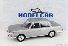PRE-ORD3R MCG Modeliukas 1/18 1966 BMW 2000, silver