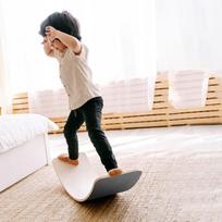 Medinė Montessori balansinė lenta Šviesaus medžio