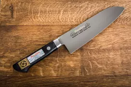 Masahiro MV Santoku peilis 175 mm