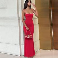 Elegantiški moteriški vasaros sarafanai atostogų paplūdimyje, seksuali suknele be nugarų be rankovių. S raudona