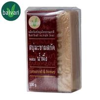 Baivan natūralių žolelių tamarindo ir medaus šveitimo muilas 130 g – Tailando odos priežiūra 130 g. ruda