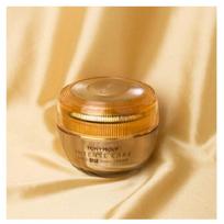 Tonymoly Intense Care Gold 24K sraigių kremas 45ml