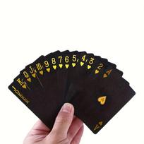 Aukščiausios kokybės vandeniui atsparios plastikinės žaidimų kortos: Puiki dovana pokerio ir kortų žaidimų mėgėjams juoda