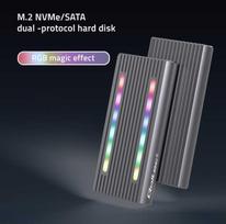 Qoltec 52272 Disko M.2 SSD korpusas | SATA | NVMe | RGB LED | USB-C | 4 TB