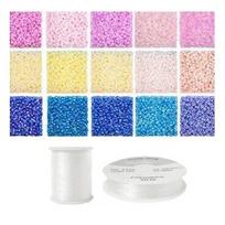 Siūlų ir stiklinių apvalių karoliukų (biserio) 12/0 RainBow® 15 šviesių spalvų po 10 g rinkinys