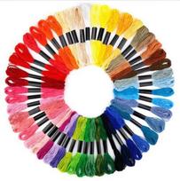 Medvilninių siuvinėjimo siūlų Muline RainBow® rinkinys, 50 įvairių spalvų po 8 m