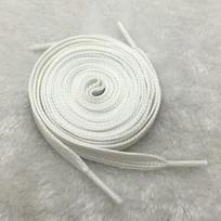 Šviesą atspindintys plokšti batraIščiai 8 mm 120 cm, balti