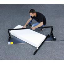 Karštos vielos pjovimo stalas