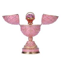 Faberge stiliaus muzikinis kiaušinis, papuošalų dėžutė su gėlių krepšeliu