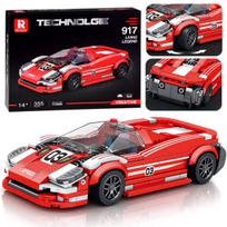 Konstruktorius sportinis raudonas automobilis 917