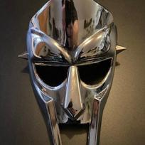 MF DOOM kaukė Pašėlusi piktadarys Plieno veido šarvai Viduramžių rankų kaltinė kaukė Duoklė MF Doom