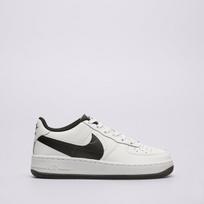 NIKE AIR FORCE 1 LV8