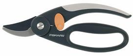 Sekatorius prasilenkiančiais ašmenimis Fiskars P44