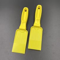 2 vnt. vinilo vyniojimo valytuvas, geltonas plastikinių kortelių grandiklis, lipdukas Mentele klijų valiklis automobilio plėvelės vyniojimo valymo įrankiai 20*5cm /7.81*1.95 inch geltona
