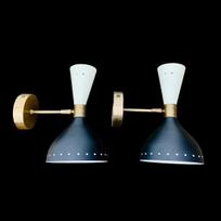 1950 m. vidurio amžiaus žalvario itališkos Diabolo sieninės lempos Blizgančios baltos ir juodos sieninės lempos šviestuvų poros individualizuotos sieninės lempos 26.67 cm juoda