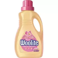 Skystas gležnų audinių, vilnonių drabužių skalbiklis su keratinu WOOLITE DELICATE, 15 skalbimų, 900 ml