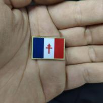 2,5*1,5 cm nemokama Prancūzijos Lotaringijos kryžiaus emblemos sagė, nišinė, geros išvaizdos cinko lydinio liejimo būdu padengtas PVC ženklelio medalis #1