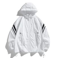 Itin didelis kostiumas apsaugantis nuo saulės vyrams vasarą su riebumu ir puria itin plona ir ledine oda 8XL white