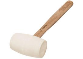 Guminis plaktukas su medine rankena. Galva 680g, 63mm smogiamoji plokštuma Truper®