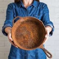 Ketaus indų kazanų/keptuvių/puodų paruošimas / restauravimas CAST IRON