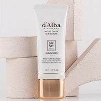 d'Alba Moist Glow Saulės Serumas 30ml (SPF50+) 1 PCS