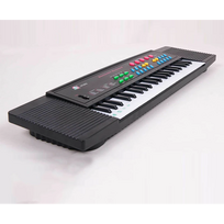 Vaikiskas elektrinis pianinas su mikrofonu