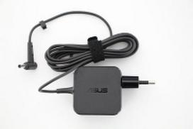 ASUS 45W, 19V AC Adapter Power Supply for Laptops (0A001-00692500)