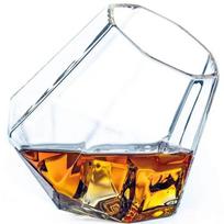 Crystal Cup stiklinė yra unikaliai sukurta viskiui, vynui ir vynui