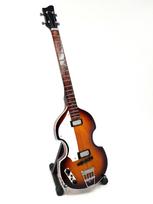 Mini bosinė gitara – Paul McCartney, The Beatles stilius, kolekcinė, mahagonas