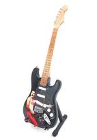 Kolekcinė mini gitara iš Guitar Heroes: mahagonis, rankomis tapyta, su stovu