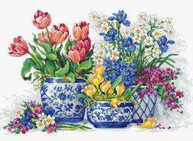 Spring flowers SB2386 - siuvinėjimo kryželiu rinkinys