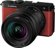 Panasonic Lumix DC-S9 + 20-60mm, crimson red
