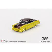 Mini GT Modeliukas 1/64 1954 Lincoln Capri Hot Rod, lime yellow